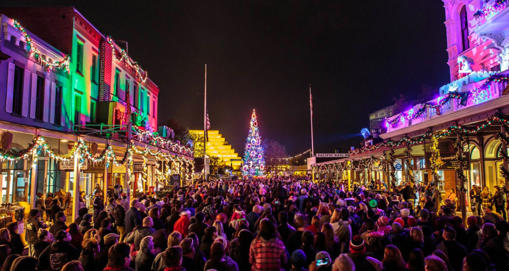 Gearing up for the Holidays, Old Sacramento Style