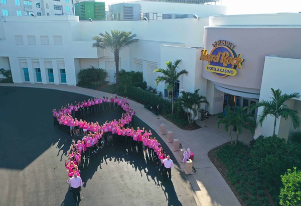 Seminole Hard Rock Tampa team members pink ribbon. 